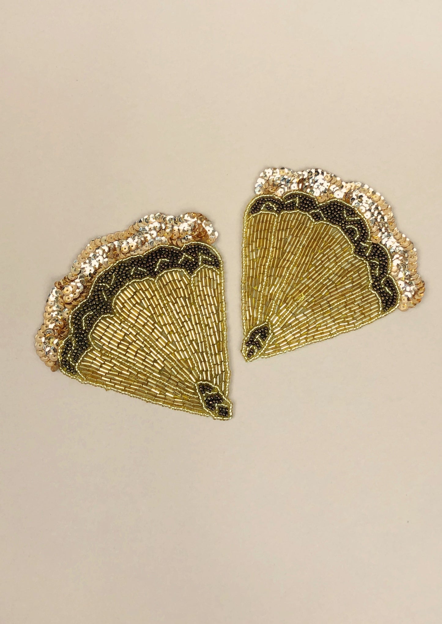 Deco Clam Shell Appliqués