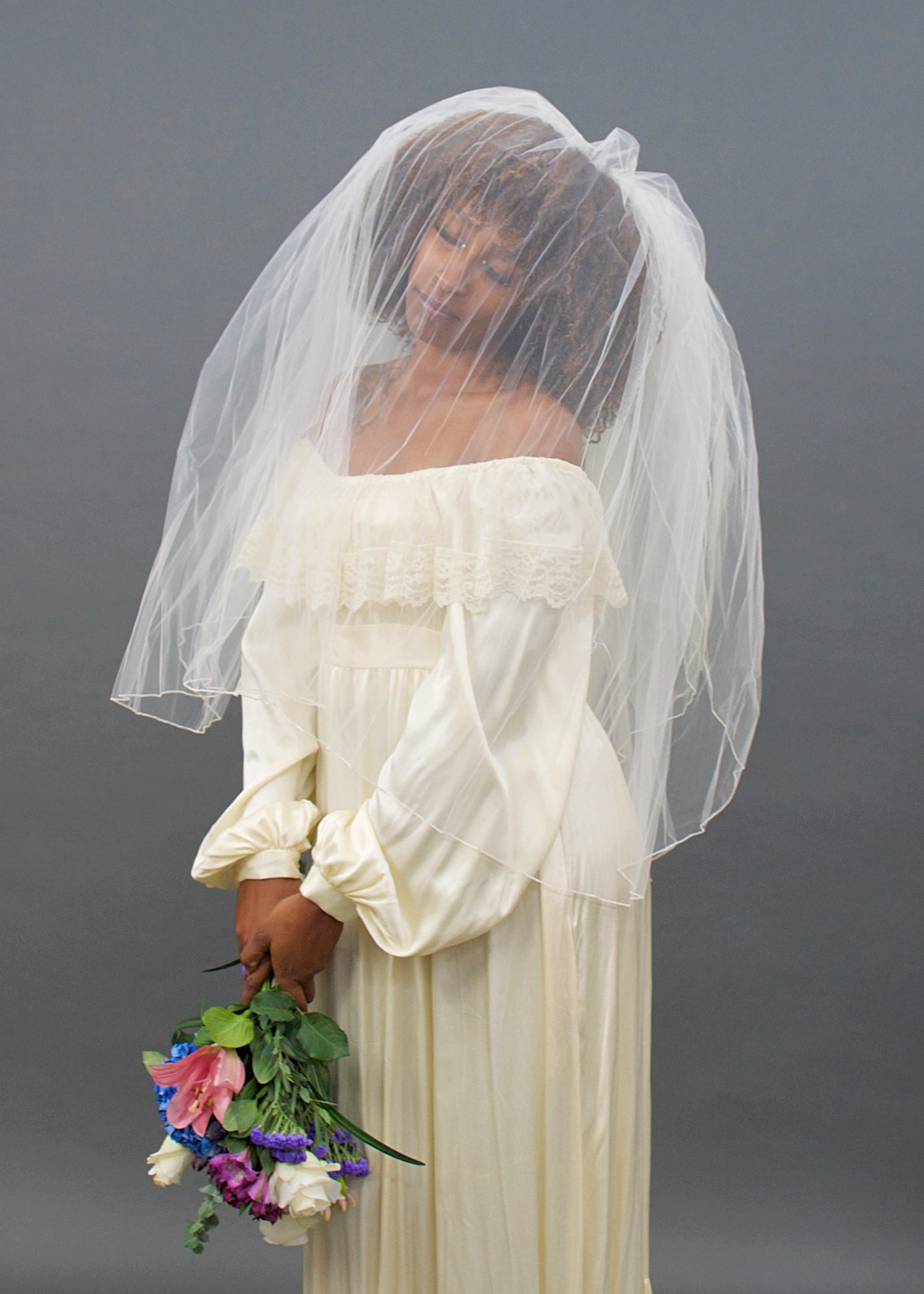 Hannah Three Tier Ivory Veil