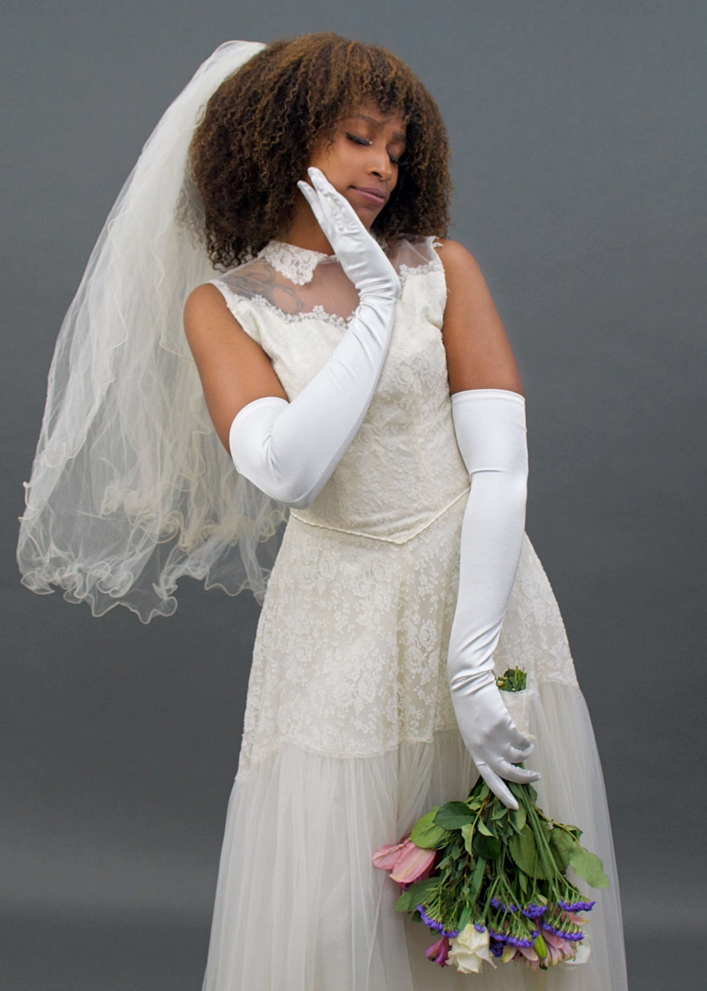 Henrietta White Opera Length Gloves