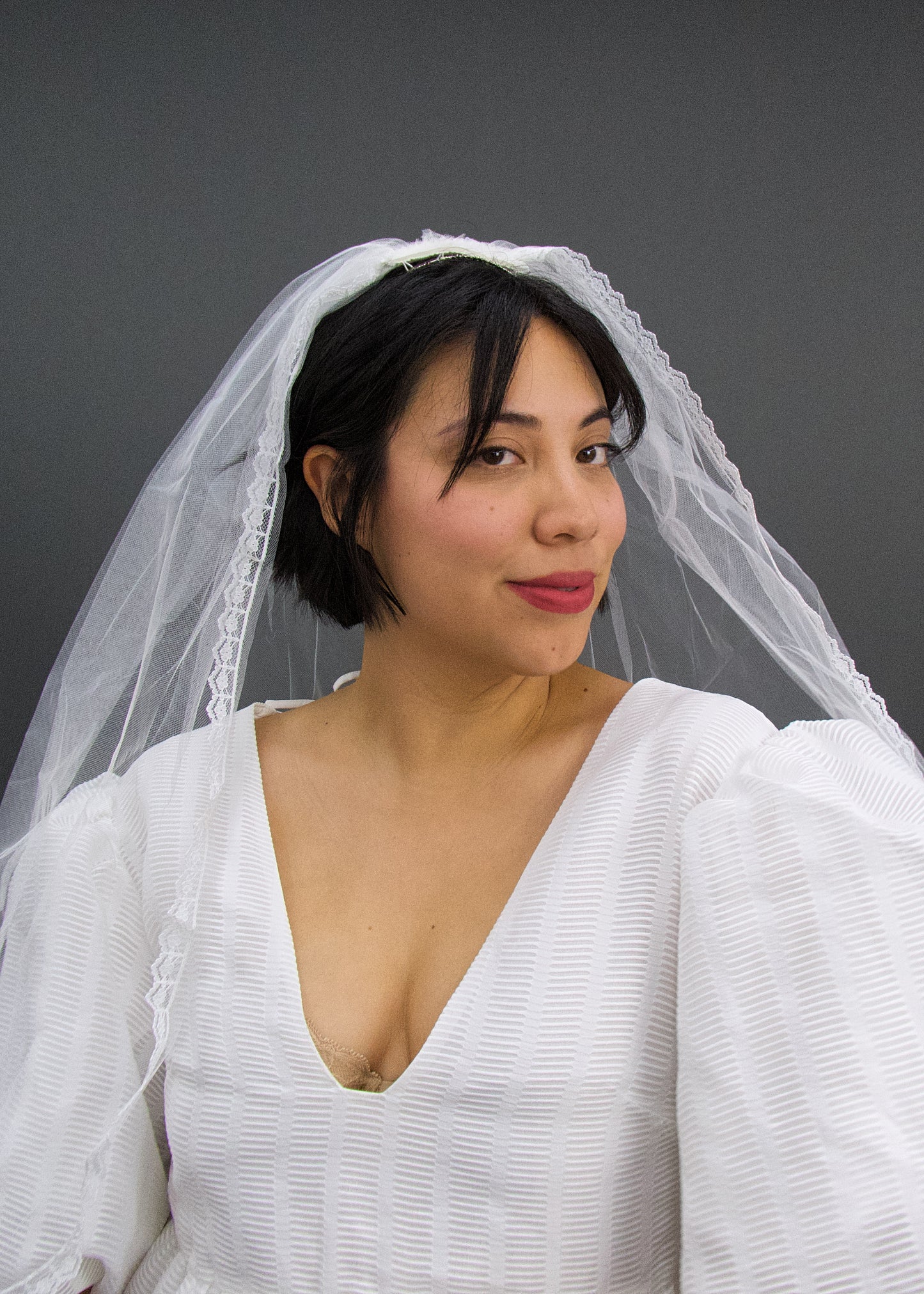 Brontë White Lace Trim Veil