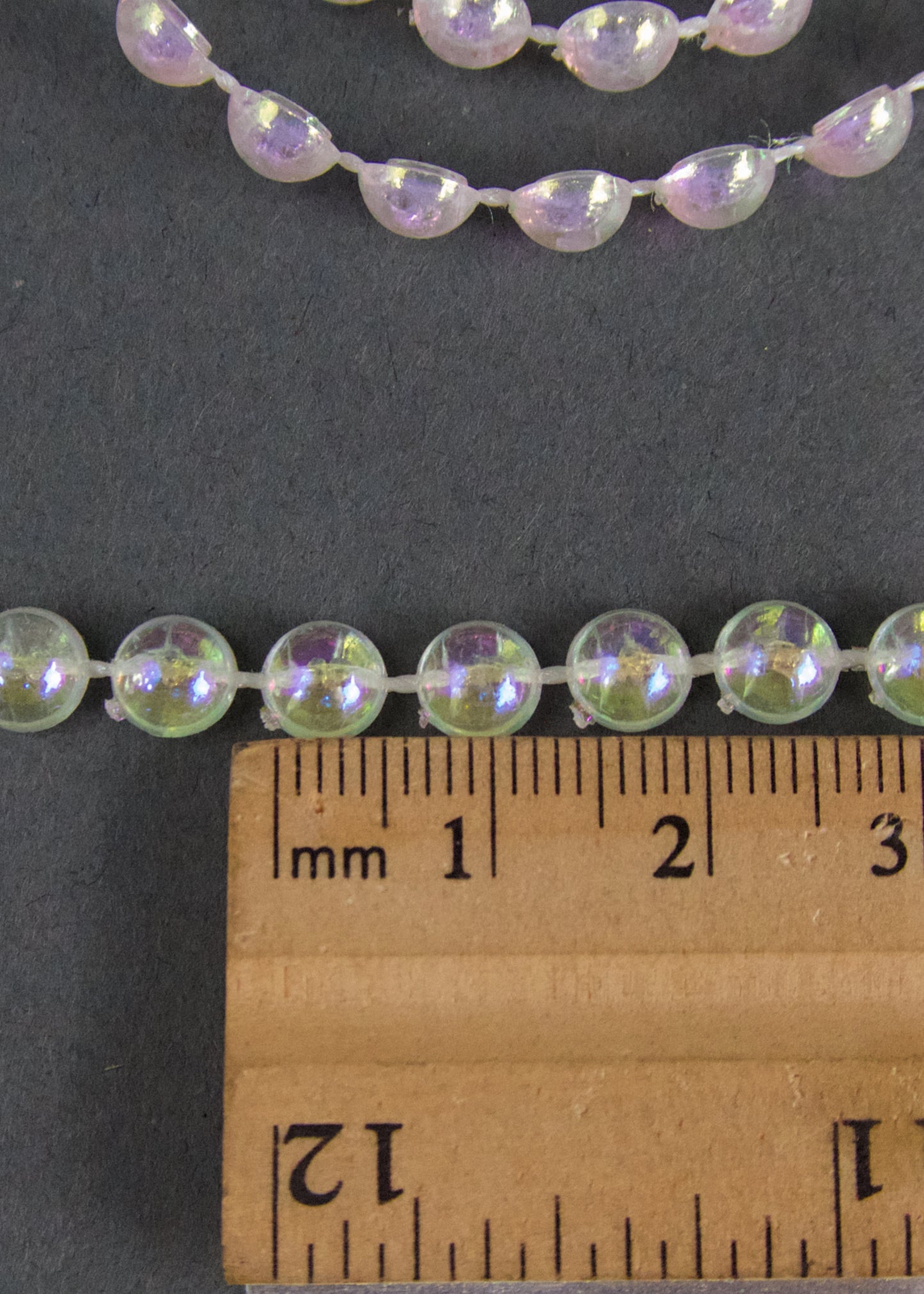 5mm Iridescent Flattened Back Bead Roll, 25 Yards