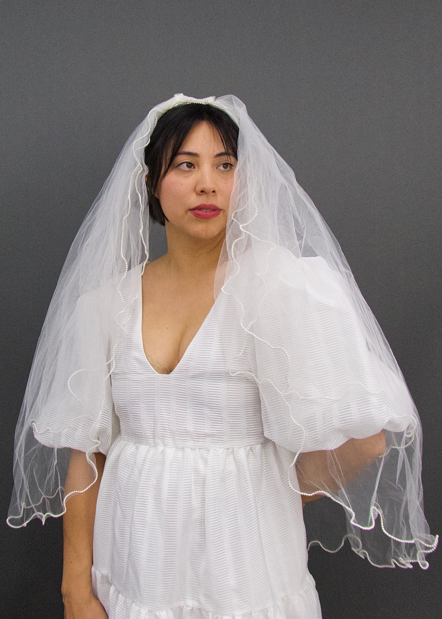 Thea Pearl Trim Veil