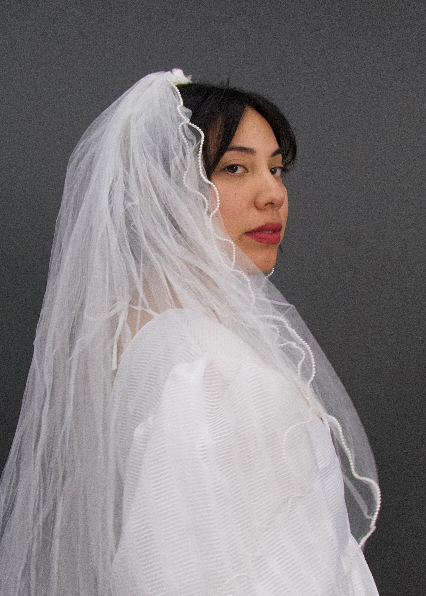 Thea Pearl Trim Veil