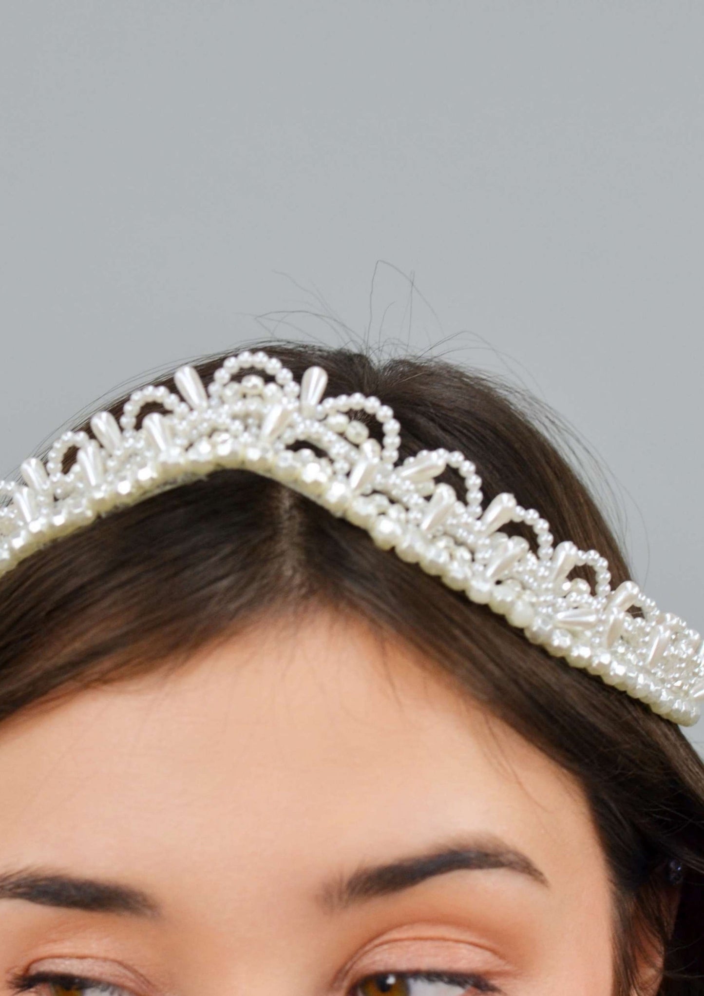 Harriet Royalty Pearl Crown